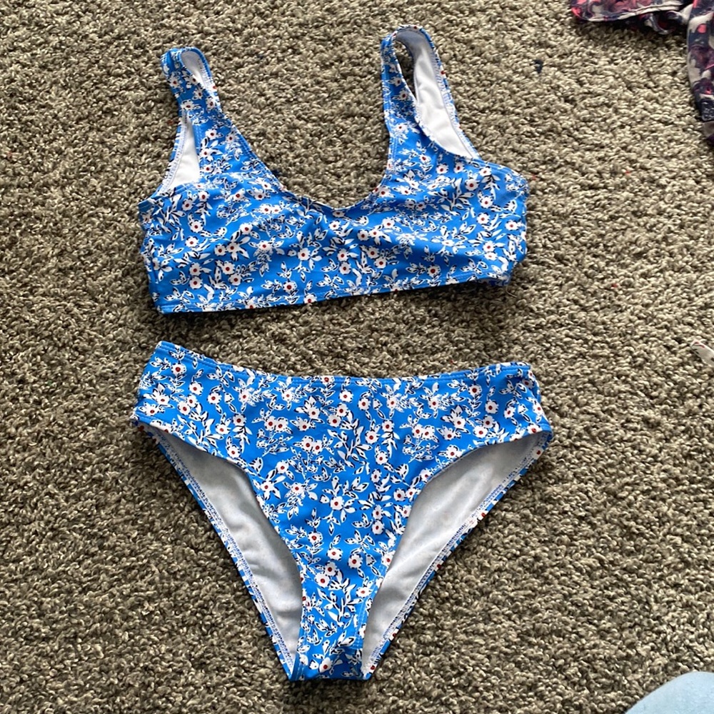 Shein bathing suit size small